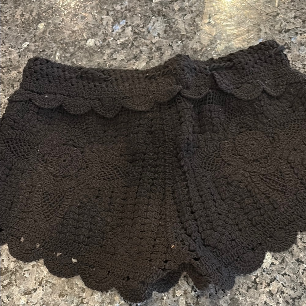 Black Bermuda Shorts with Elastic Waistband and Relaxed Fit - Picture 6 of 8